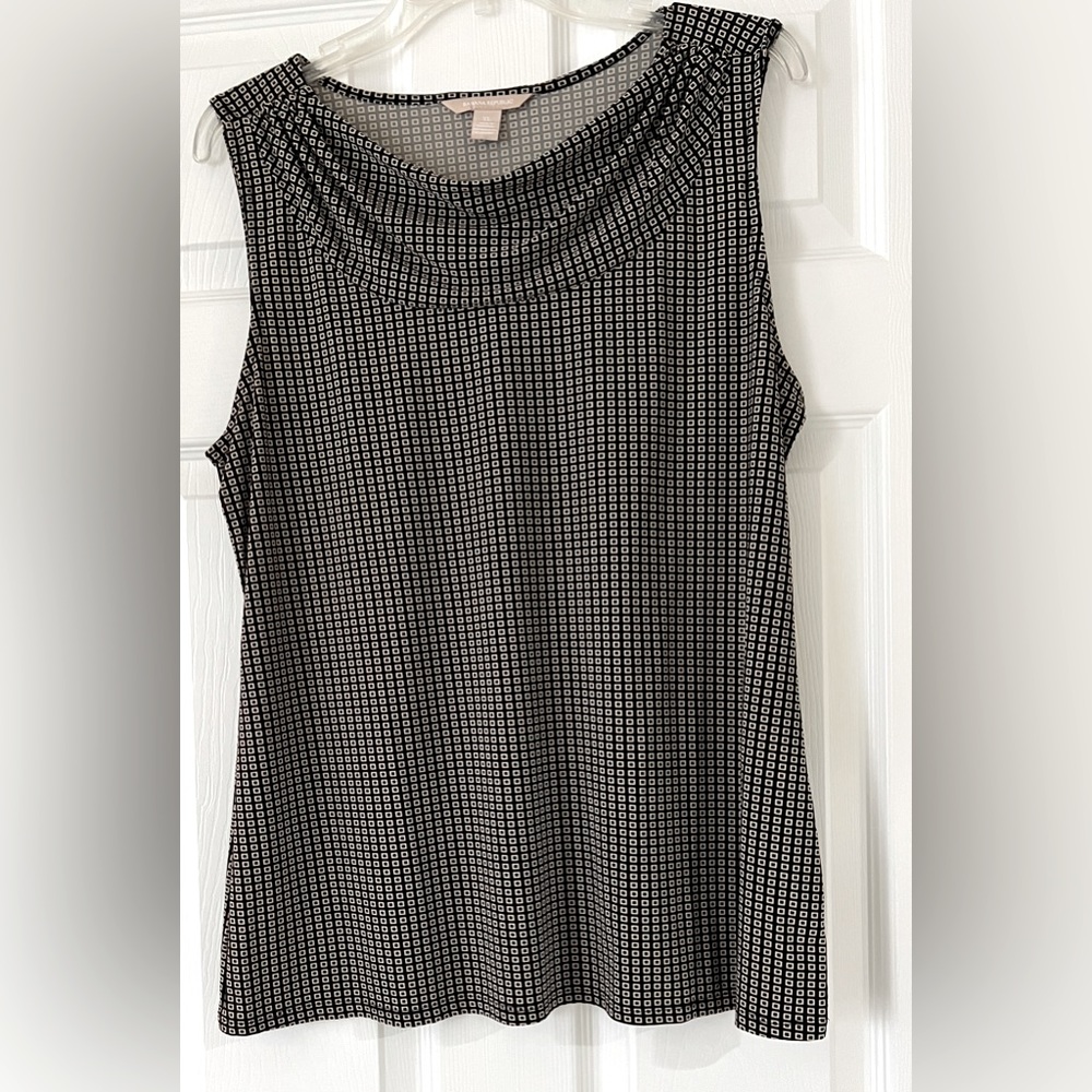 Banana Republic Shell, Brown/Ivory Geometric Design- XL